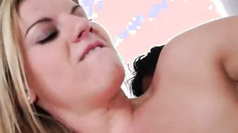 Inked teenagers Sami St. Clair blows and fucks penis