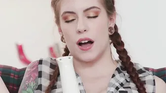 Lusty Eighteen Anna De Ville’s Asshole Gaped By Joss Lescaf