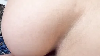 Nikki fickt mit fremden Outside Twat dann Anal und pov