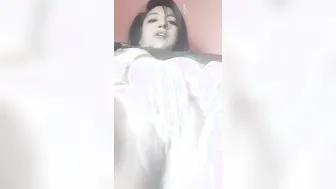 Bombshell chubby cant stand it and give herself a fellatio