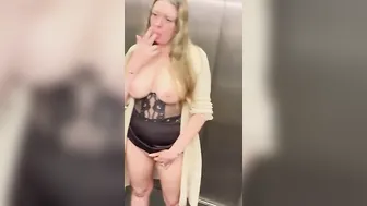 Pam  Ed Dirtiest Devon amateurs Cougar milf outside flashing