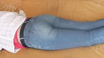Compilation showing my booty with the jean on and with the jean down