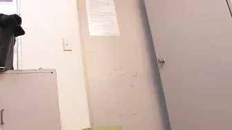 Japanese bimbo gangbanged til her bushy snatch gapes bukkake 