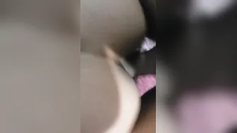 Mi amiga me ruega por tener mi verga entre sus nalgas