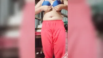 Cutie young chick is showing her adorable breasts cunt and