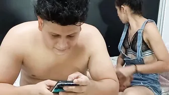 I GIVES MY STEPSISTER A TASTY RUBS AND I END
