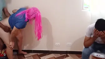 Le gano la apuesta a mi amigo de follarme a su mujer como premio