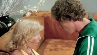 Dumb blonde and the well-hung jogger upscaled to 4K