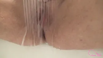 Closeups porn video – Bushy vagina orgasm and piss close up - Emma Night