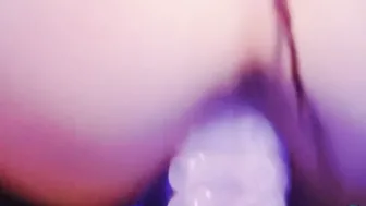squirting sex toy fill tight snatch