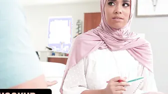 Hijab Doctor Porn - Hijab hookup Videos