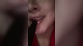 freaky woman wants to suck a dick.