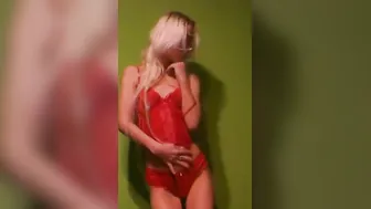 incredible sexual dance from a Hot blonde