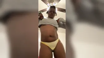 JUICY Twerking To Cardi B Bodak Yellow
