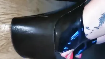 Turned On mom wants to view you masturbate on her legs
