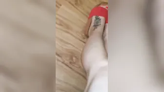 Girlfriend teases you with her Hottie legs