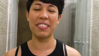Huge assed and boobies Hispanic comes to FAKings for an
