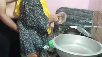Step sister kichen sex by brother