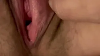 Close-Up – Goddess Unshaved Snatch Finger Fucked Deep Throat – Hottie American