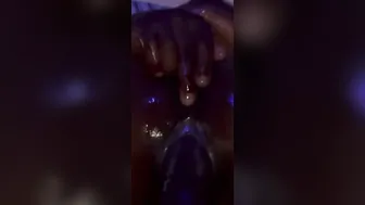 Black PinkCreamyQueen drenching PresidentLee Inside her cum
