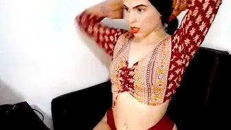Euro teenagers 18 year old years older showing her super sexy huge butt for the camera inside panties performance for unknown guys with