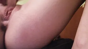 Eighteen Big Dripping Orgasm