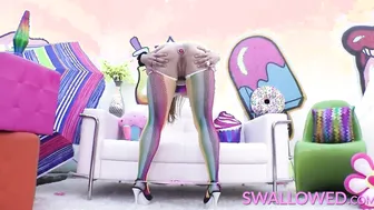 SWALLOWED Sarah Vandellas heavenly oral sex game