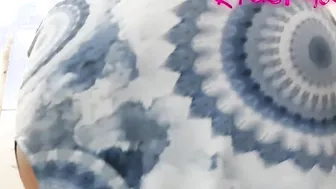 Real MILF shows off her gigantic butt worshiping butt inside