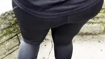 Bbw women gives incredible sexy sloppy hand job inside a park -
