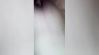 Quickie fuck inside the soak pussy from behind