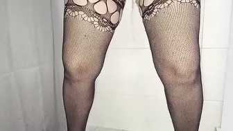 Pissing sex toy squirt banged inside shower