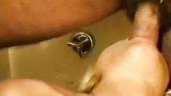 Experienced blonde hot Montana Gunn prefers to gotten packed peanut