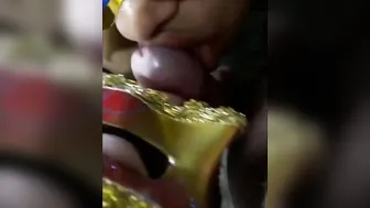 DOS COLOMBIANAS COMIENDO SEMEN Y MAMANDO DELICIOSO. (Double Oral Sex And Cum Eating)