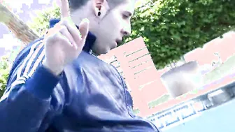 Rich spanish teenagers seduces the poolboy for a big facial