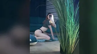 showing my body into front of the camera