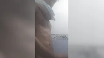 Me másturbo al salir de la ducha