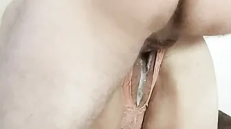 huge dripping snatch covered into cum