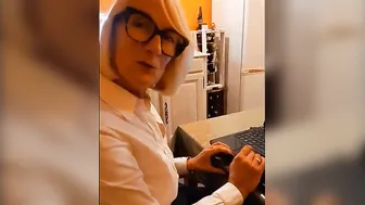 Pro porn video – TRAILER - POUNDED WITH THE COMPUTER PRO WHO REPAIRED MY
