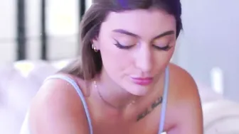 19 Yo Kimora Quin And Mae Milano Tribbing After Erotic Oral
