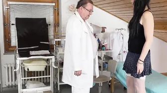 Gyno exam and real orgasm of beauty old woman Jenny