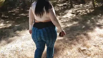 Bae Milf Walking Gigantic BOOTY outdoor forest