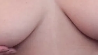 Gigantic Tit Dark Hair Lady Lyne Give Sexual HEAD and Titty