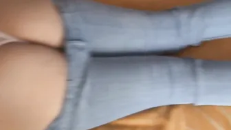 I am a old woman who is fascinated by dick and cuckolding my hubby