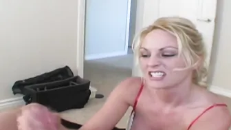 thin cunt with mouth hand job