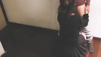 Having sex with a friend into the bedroom during a