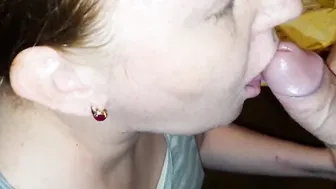 Quick Cummed into Slutty milfs Mouth
