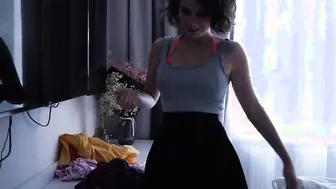 Cleaning a room without clothes with a bj - Darcy