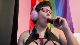 Geek getting face boned