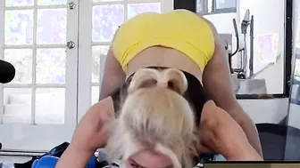 Big Titted Blonde Trainer Finds The Best Way To Stimulate Lazy Dude To Workout Daily 2