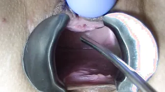Open my snatch and play with my cervix
